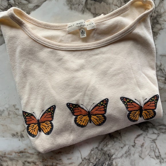 Butterfly crop top - Picture 1 of 5